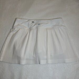 Lululemon Varsity Mid-Rise Pleated Tennis Skirt